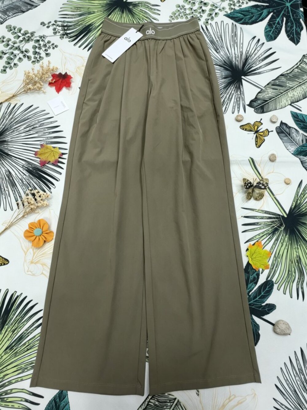 😘NWT ALO Yoga Olive Suit Up Trouser Regular 30" Inseam Wide Relaxed Fit🧚 - Picture 3 of 10